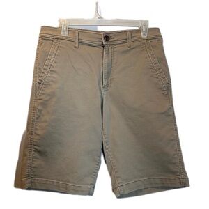 Urban shorts pipeline cargo hits at knee